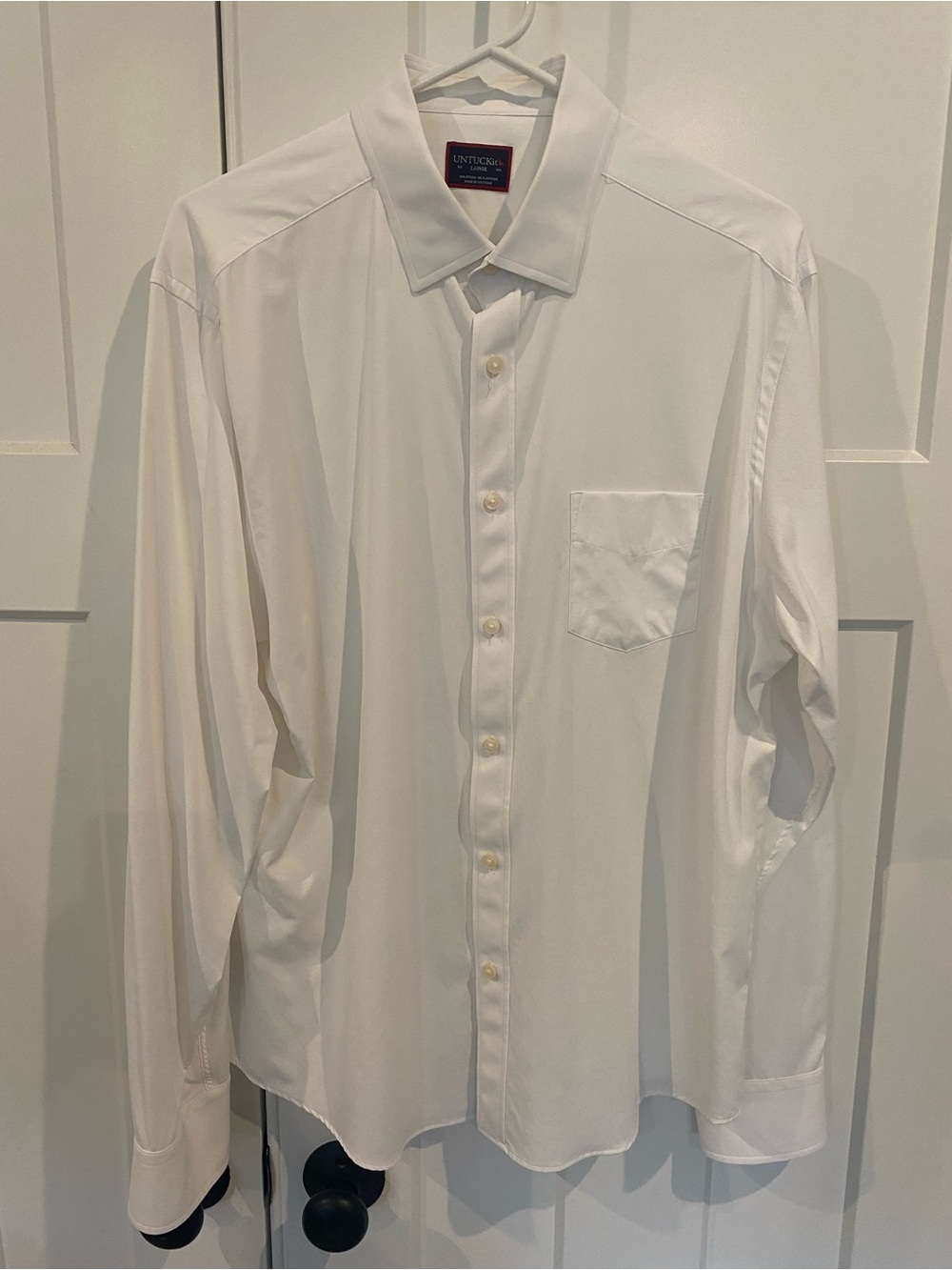 UNTUCKit Men's White Long-Sleeve Button-Down Shirt